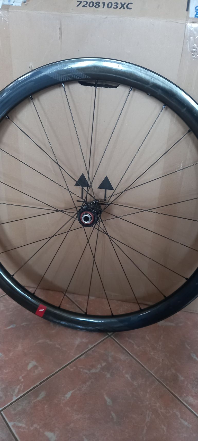 Used Fulcrum Wind 40 DB 2025 bike — image 9 of 11