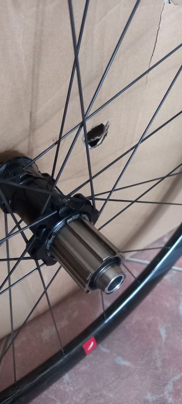 Used Fulcrum Wind 40 DB 2025 bike — image 3 of 11