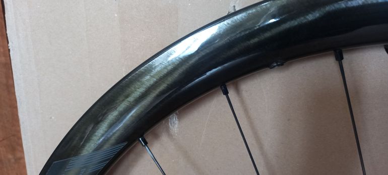 Used Fulcrum Wind 40 DB 2025 bike — image 7 of 11
