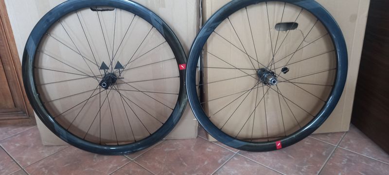 Used Fulcrum Wind 40 DB 2025 Wheels