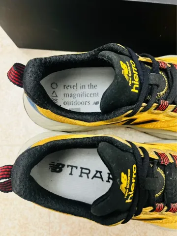 Used New Balance Fresh Foam X More Trail v3 bike — image 9 of 11