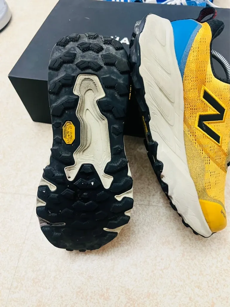 Used New Balance Fresh Foam X More Trail v3 bike — image 8 of 11
