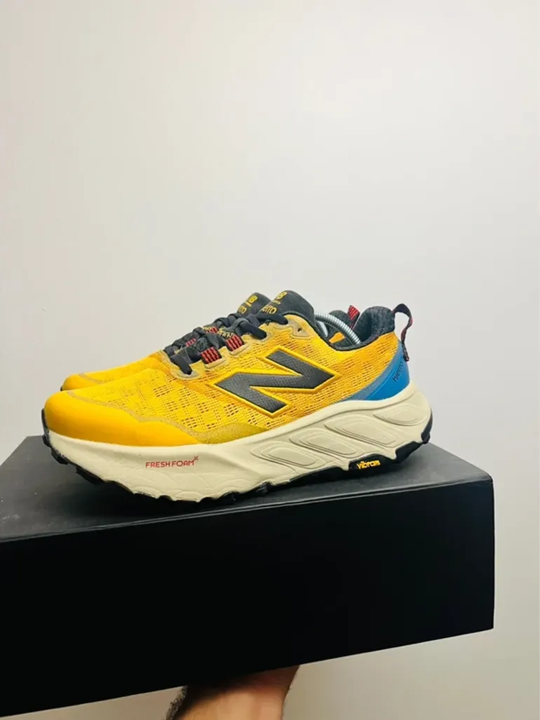 Used New Balance Fresh Foam X More Trail v3 bike — image 3 of 11