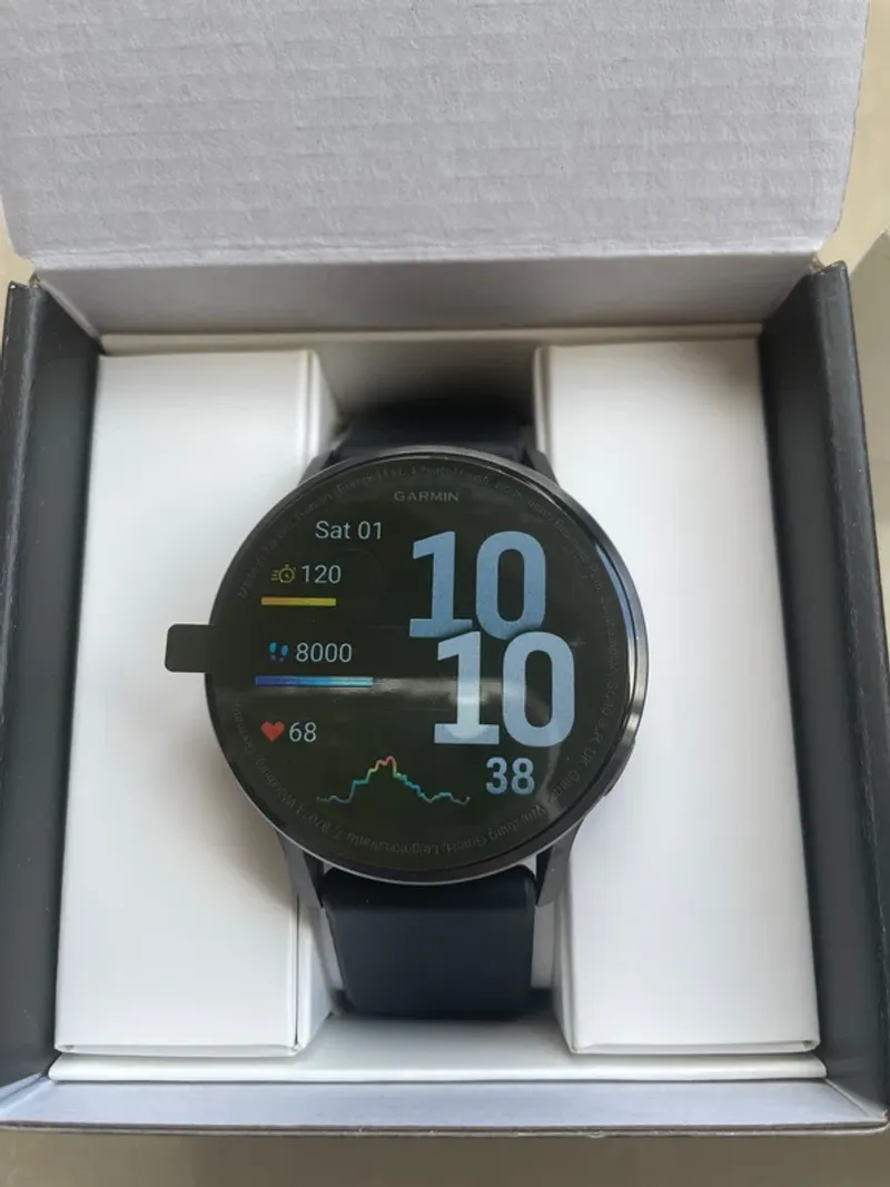 Käytetty Garmin Venu 4 Electronics