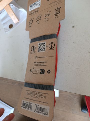 Used Michelin Lithion.2 bike — image 2 of 2