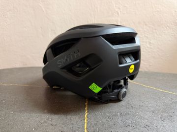 Smith Optics Network MIPS Helmet Matte Blackout 2026 bike usato — immagine 2 di 4