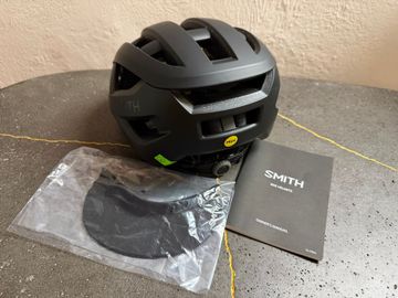 Smith Optics Network MIPS Helmet Matte Blackout 2026 bike usato — immagine 4 di 4