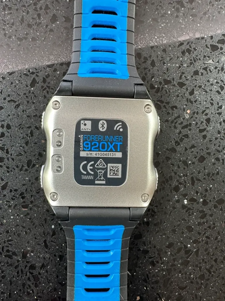 Used Garmin Forerunner 920XT bike — image 2 of 3