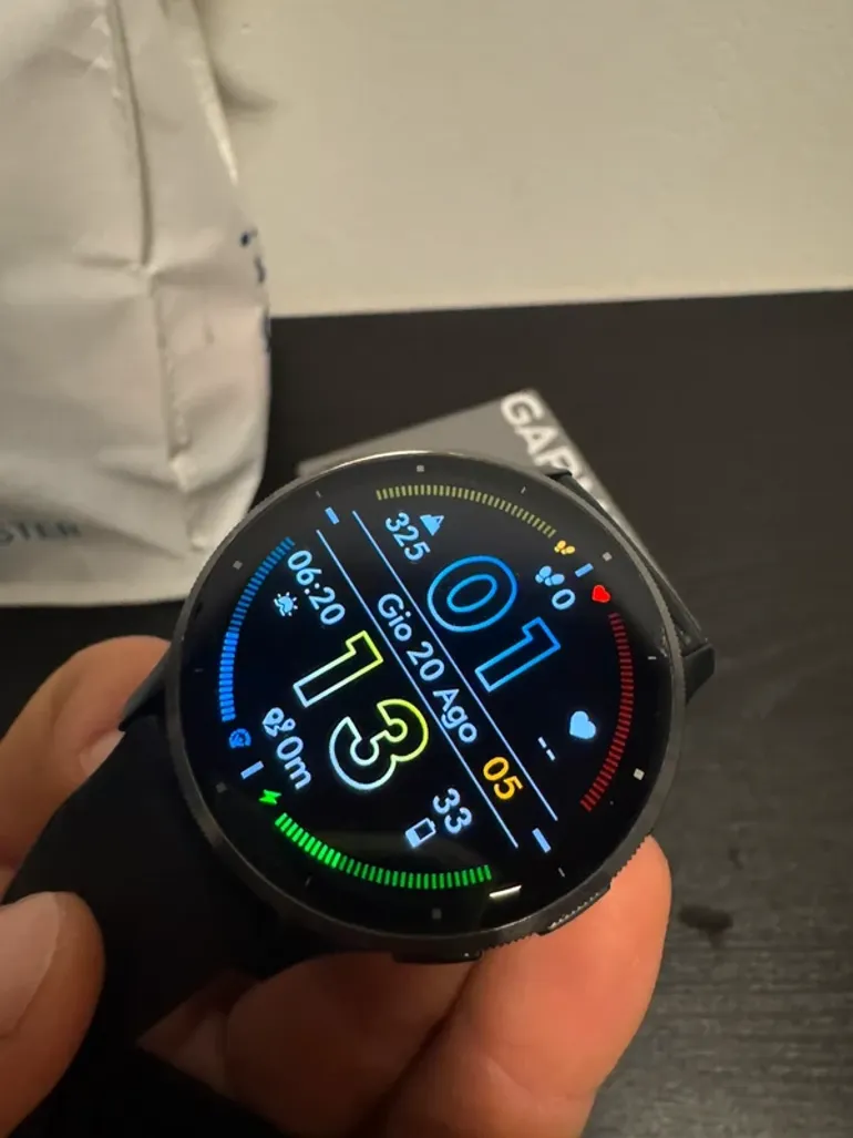 Used Garmin Venu 3 bike — image 3 of 5