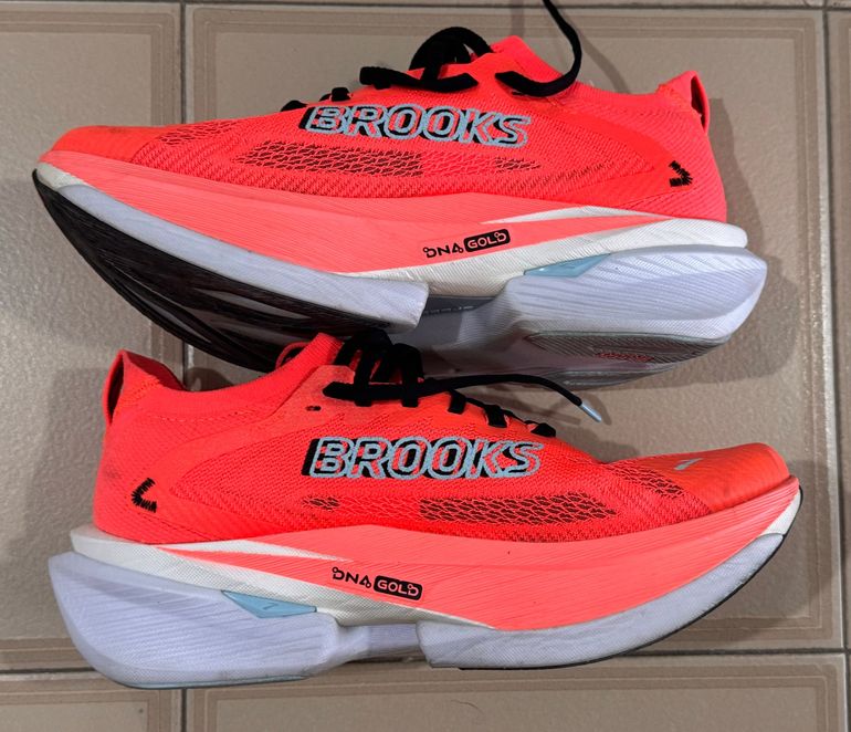 Brooks Hyperion Max 3 2025 bike usato — immagine 3 di 6