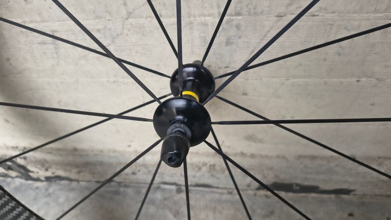 Mavic COSMIC Carbon Pro bike d'occasion — image 12 sur 17