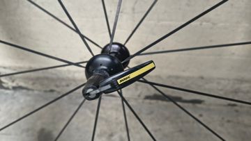 Mavic COSMIC Carbon Pro bike d'occasion — image 14 sur 17