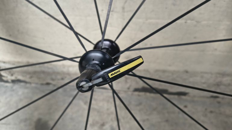 Mavic COSMIC Carbon Pro bike d'occasion — image 14 sur 17