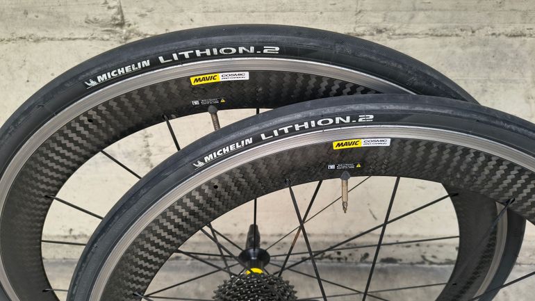 Mavic COSMIC Carbon Pro bike d'occasion — image 16 sur 17