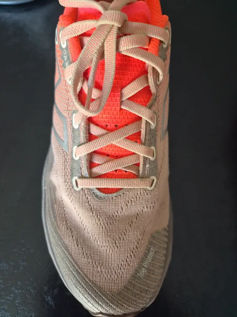 Used New Balance FuelCell Venym bike — image 9 of 15