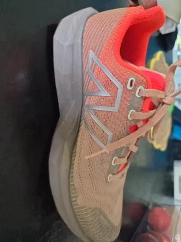 Used New Balance FuelCell Venym bike — image 4 of 15