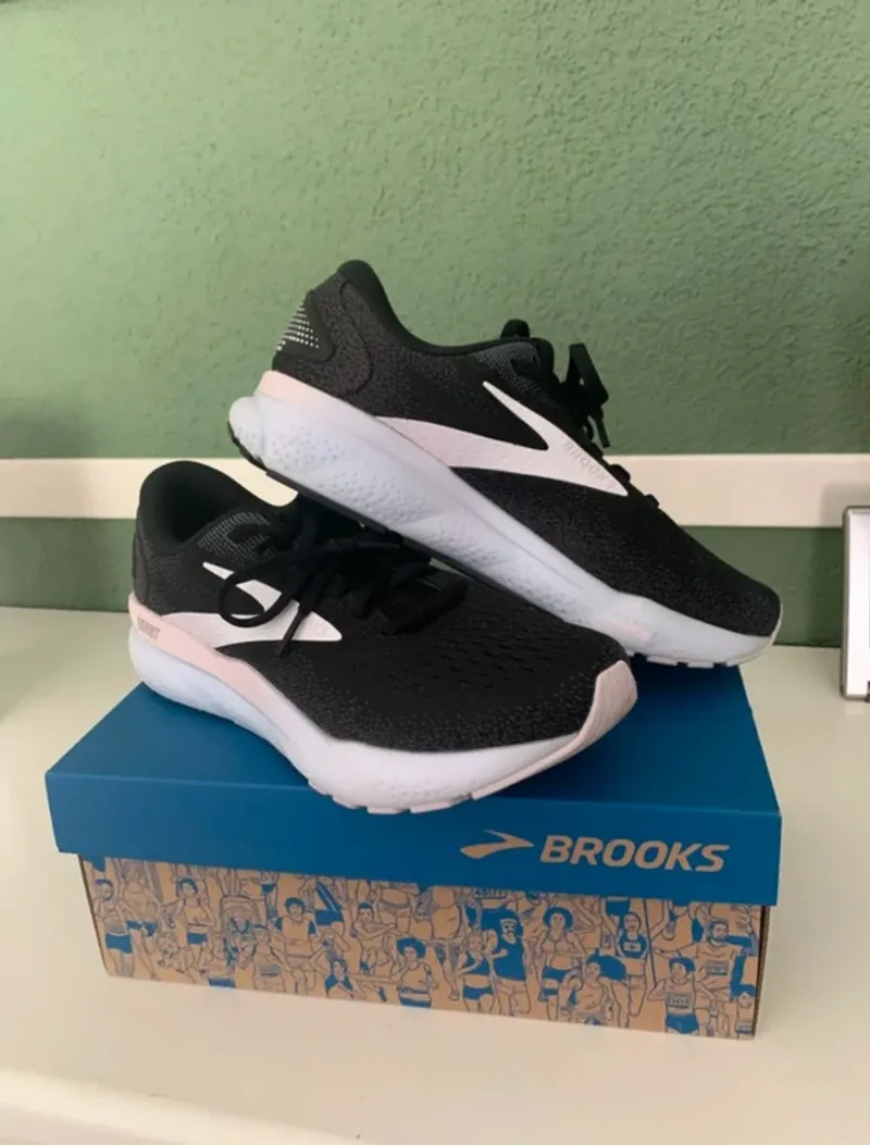 Used Brooks hardloopschoenen maat 40 Running Shoes