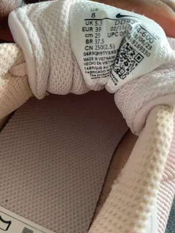 Used Nike Chaussures de course taille 39 bike — image 6 of 6