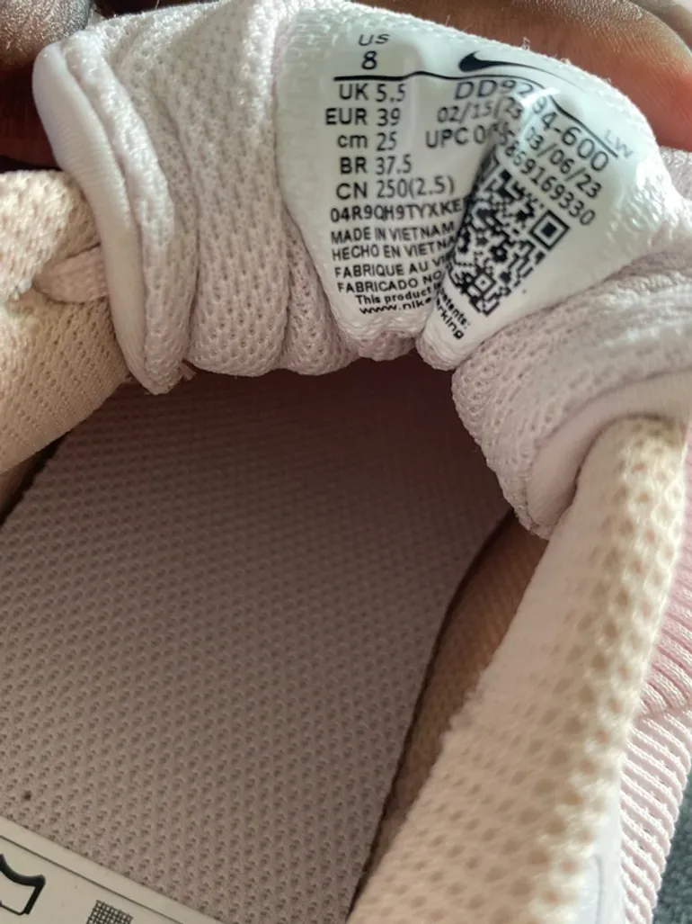 Used Nike Chaussures de course taille 39 bike — image 6 of 6
