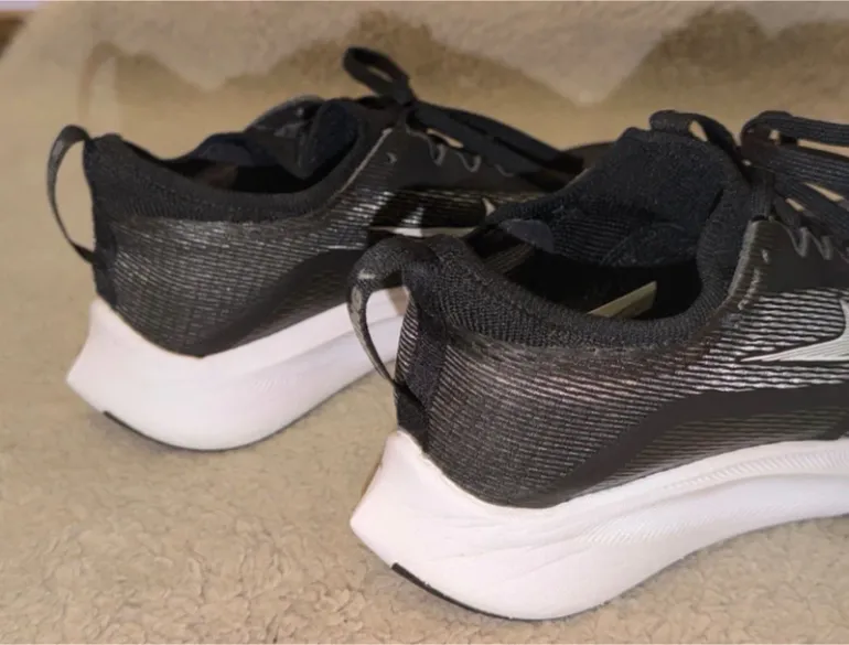 Used Nike Fly Zoom 4 bike — image 12 of 15