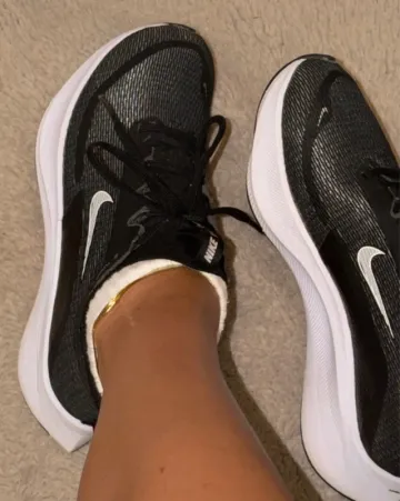 Used Nike Fly Zoom 4 bike — image 4 of 15