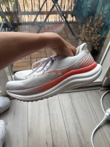 Gebrauchtes Saucony Triumph 23 bike — Bild 3 von 4