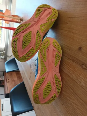 Gebrauchtes Asics Superblast bike — Bild 3 von 4