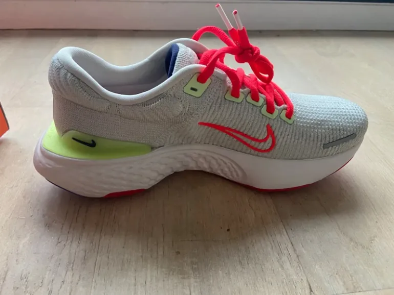 Tweedehands Nike ZoomX Invincible Run FK 2 bike — afbeelding 3 van 13