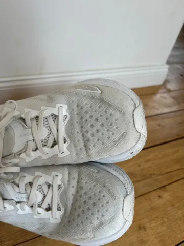 Käytetty Hoka Clifton 9 bike — kuva 3 / 9