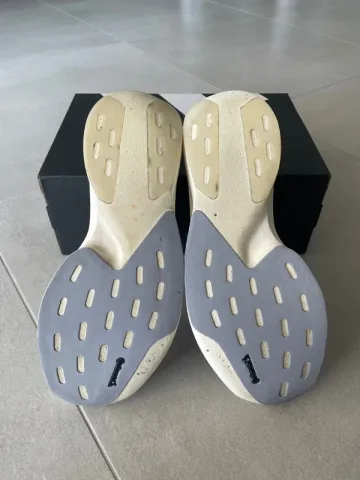Used Adidas adizero Evo SL bike — image 9 of 9