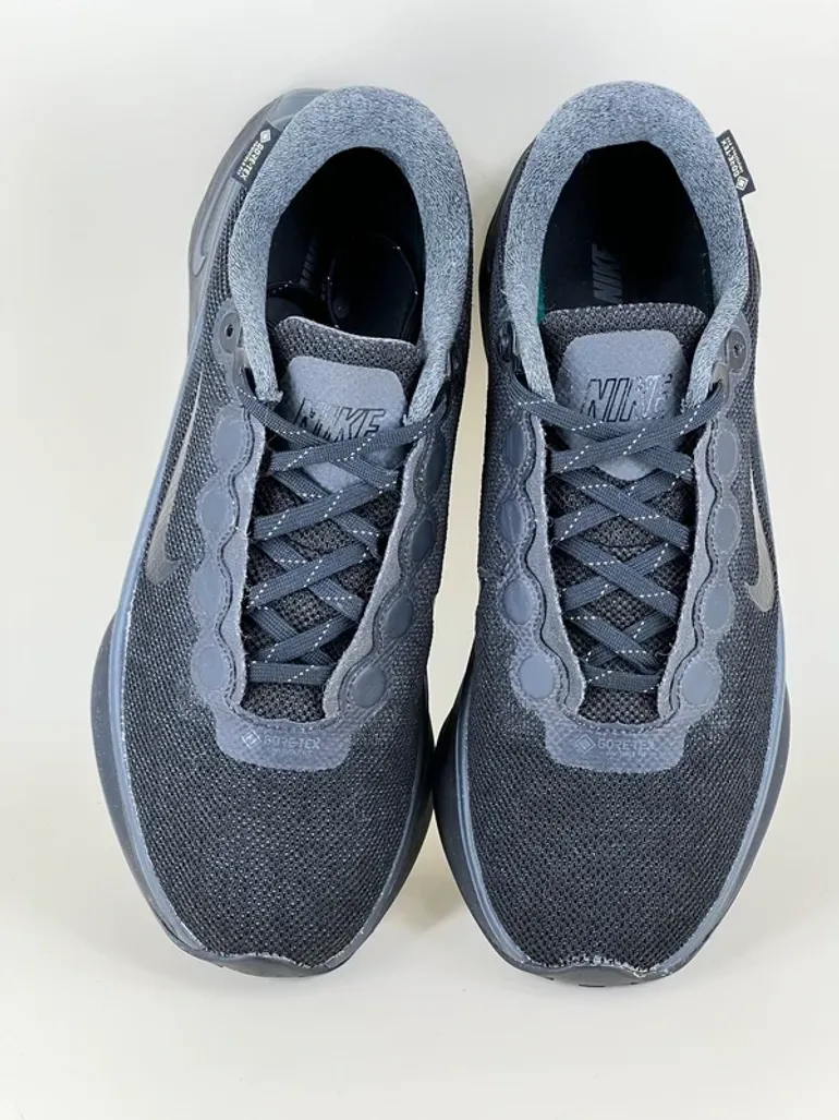 Used Nike Motiva Gore-Tex bike — image 8 of 13