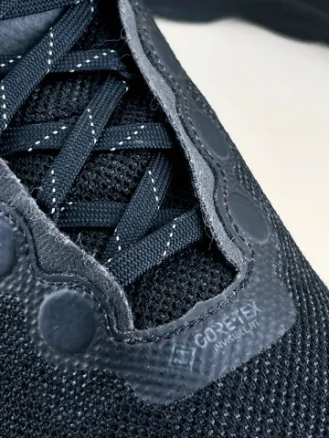 Used Nike Motiva Gore-Tex bike — image 9 of 13