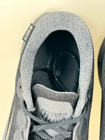 Used Nike Motiva Gore-Tex bike — image 10 of 13