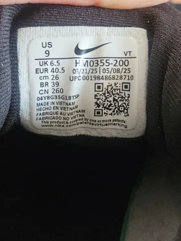 Used Under Armour Motiva Gore-Tex bike — image 6 of 6