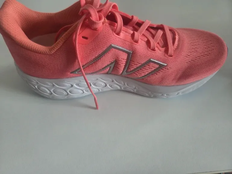 Tweedehands New Balance Sneakers bike — afbeelding 2 van 4