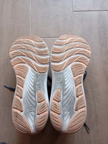 Used Asics Windhawk 5 bike — image 10 of 10