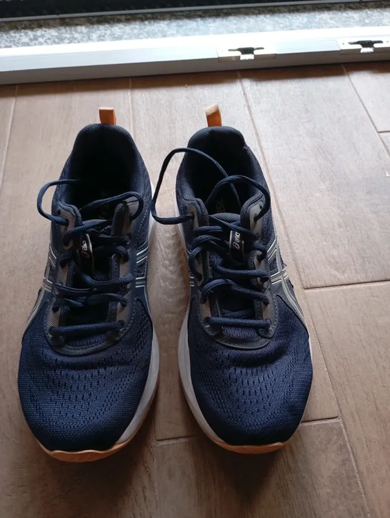 Used Asics Windhawk 5 bike — image 2 of 10