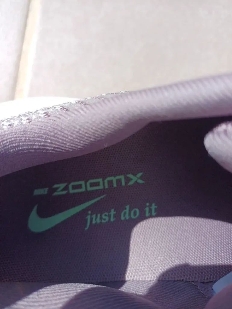 Used Nike Zoom Invincible bike — image 6 of 6