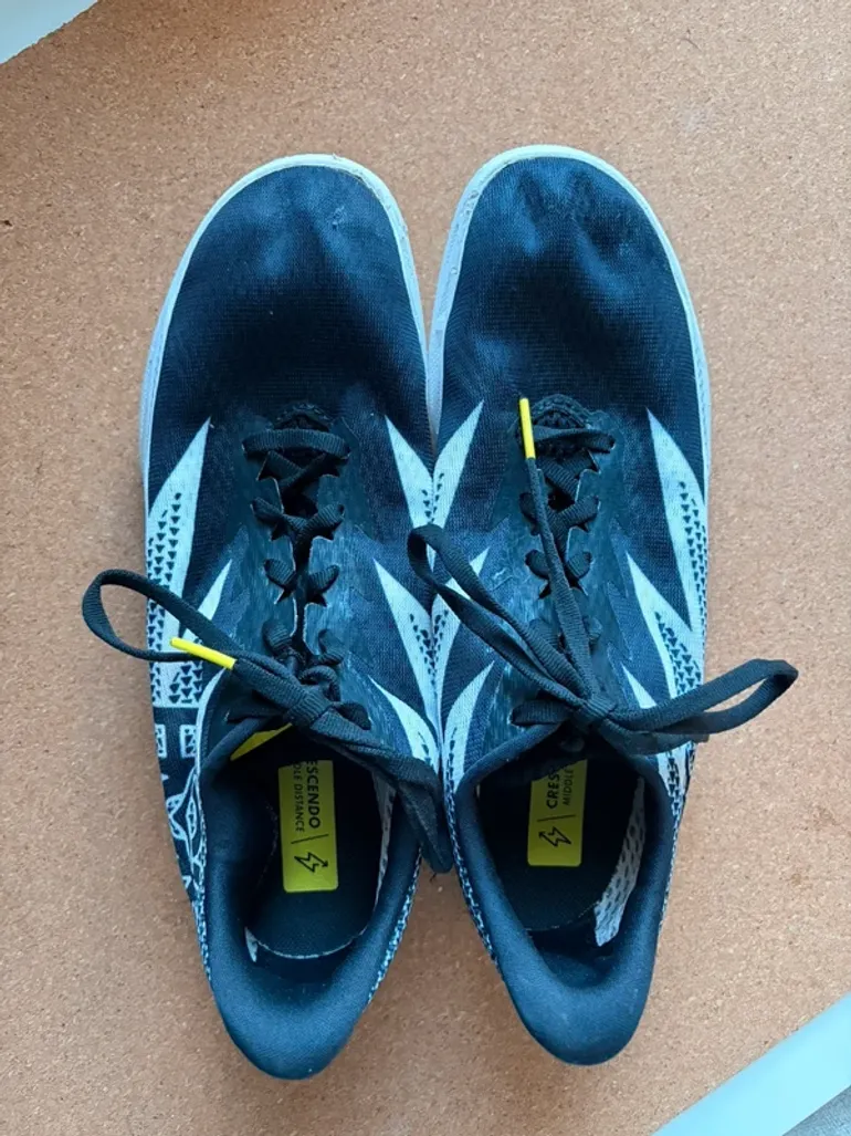 Used Hoka Spikes bike — image 3 of 14