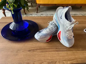 Used Nike Air Zoom Alphafly Next% 3 bike — image 1 of 5
