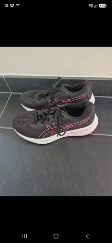 Używany Asics Baskets bike — zdjęcie 1 z 4