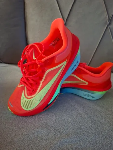 Used Nike Zoom Fly 6 bike — image 4 of 6