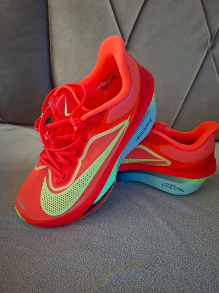 Used Nike Zoom Fly 6 bike — image 4 of 6