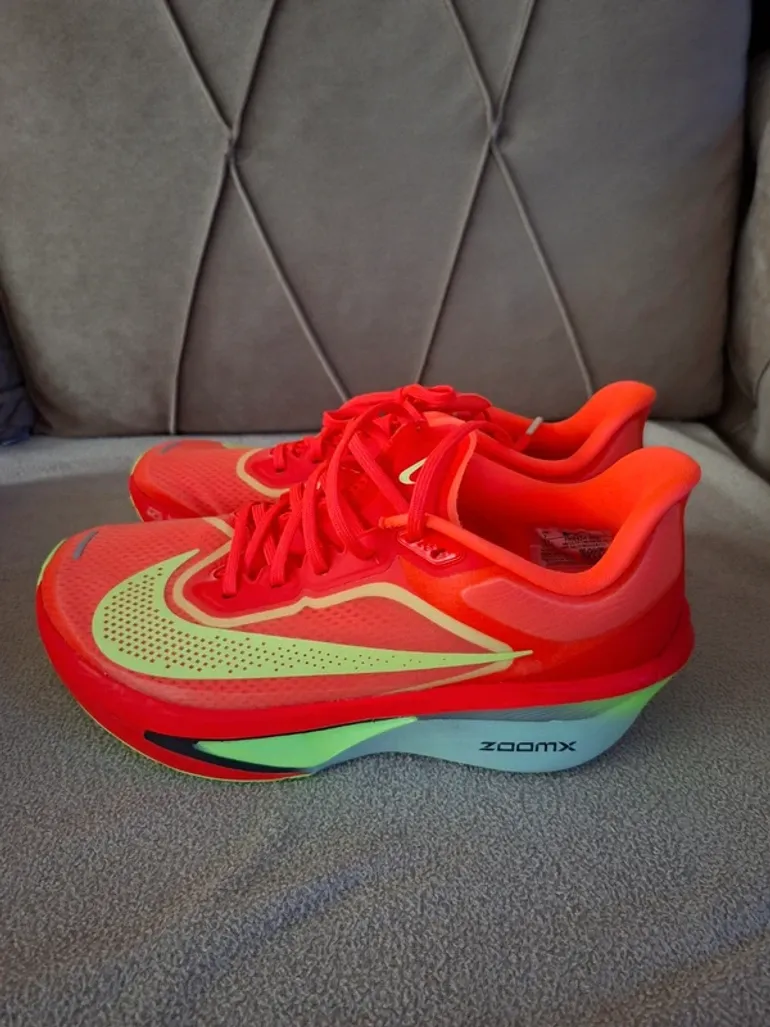 Used Nike Zoom Fly 6 bike — image 3 of 6