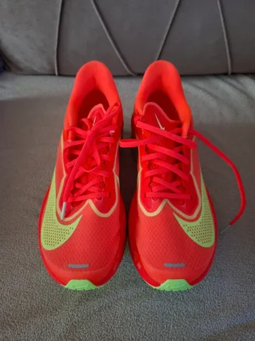 Used Nike Zoom Fly 6 bike — image 1 of 6