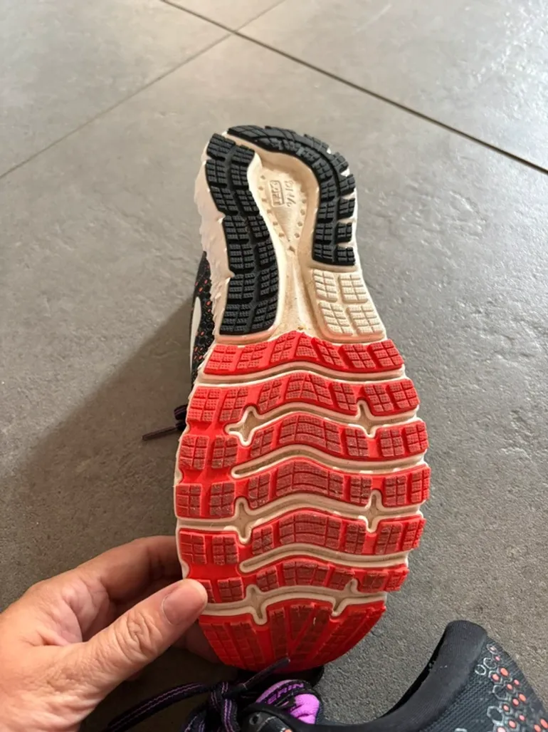 Used Brooks Glycerin 17 bike — image 5 of 7