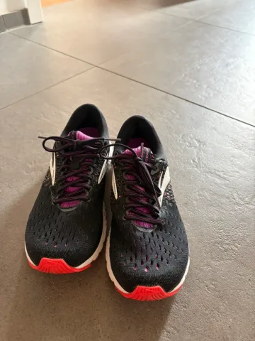 Used Brooks Glycerin 17 bike — image 1 of 7