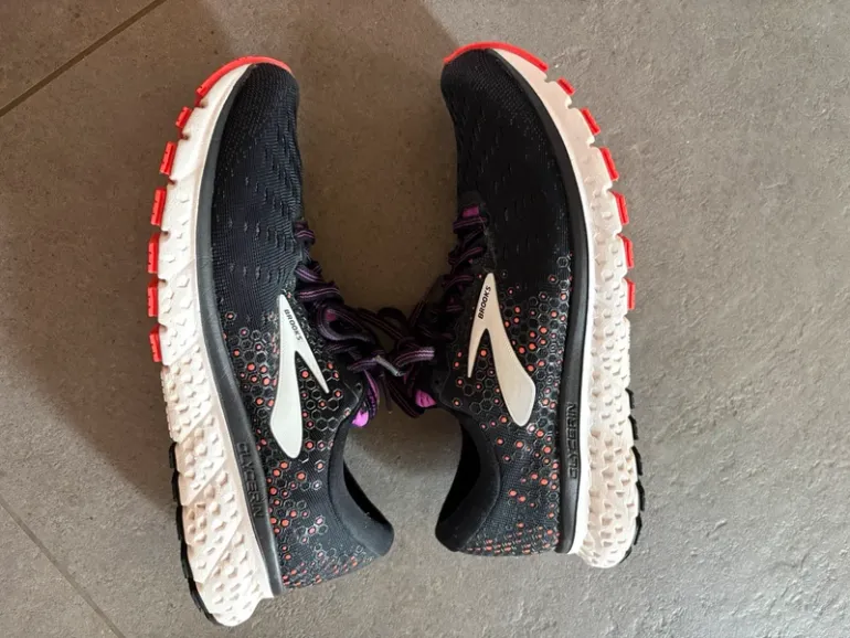Used Brooks Glycerin 17 bike — image 3 of 7