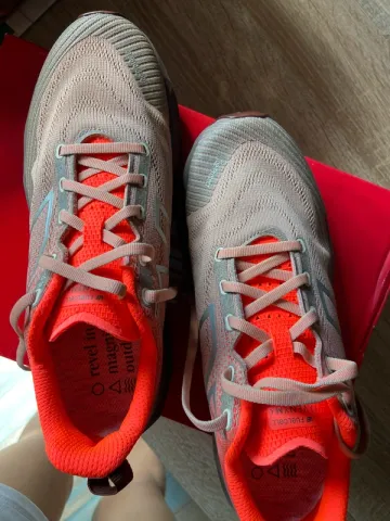 Used New Balance Running/Trail Shoes bike — image 6 of 8