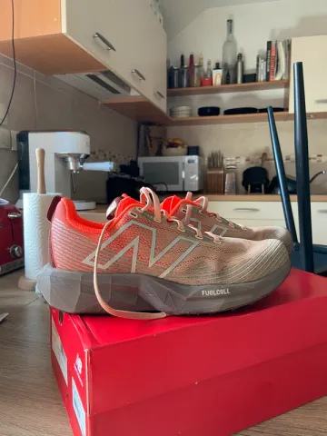 Used New Balance Running/Trail Shoes bike — image 2 of 8